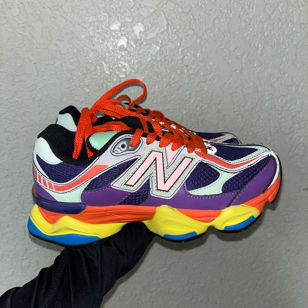 New Balance 9060
Prism Purple